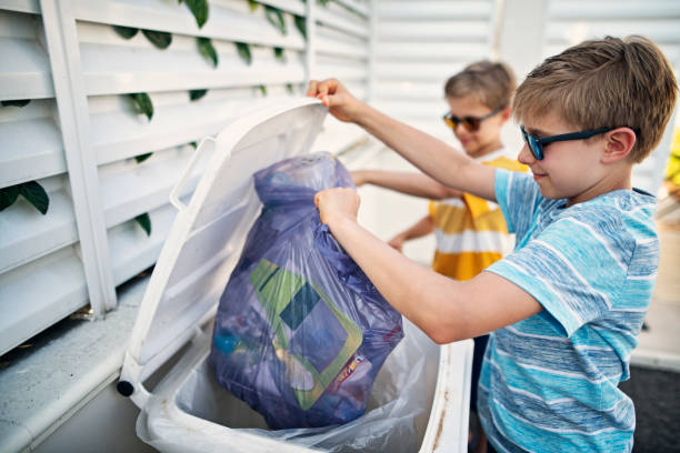 Best Construction Debris Removal  in Mary Esther, FL